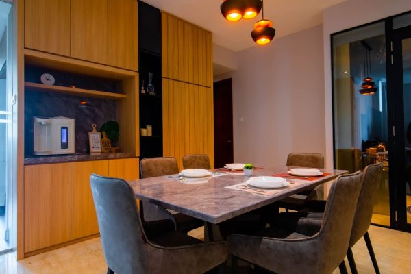 Hillington Green by Nicole Chang and Lynna Lestari