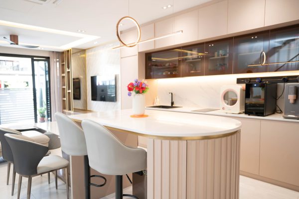 Landed in Upper Thomson