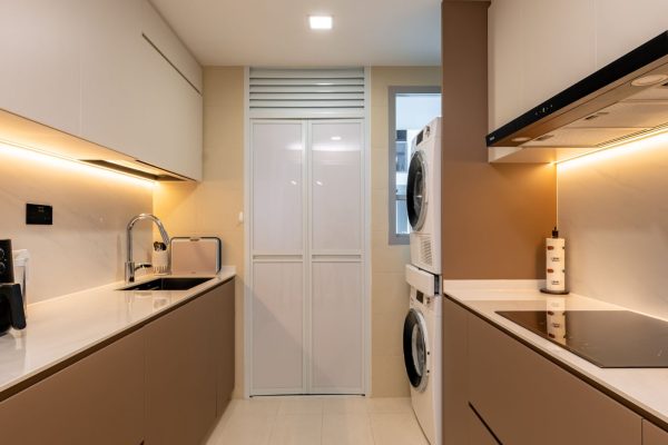 image-35-The-Santorini2